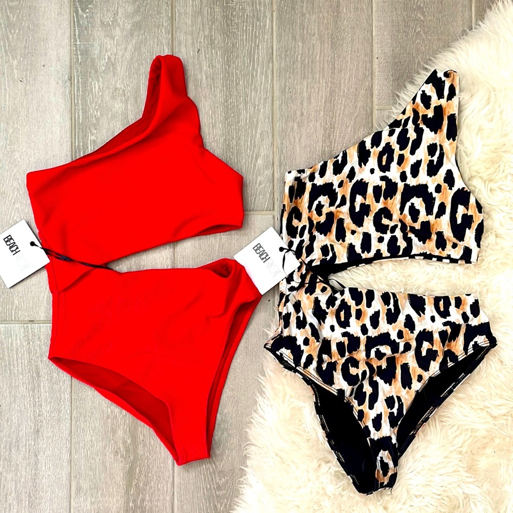 NWT Beach Riot Swimsuits